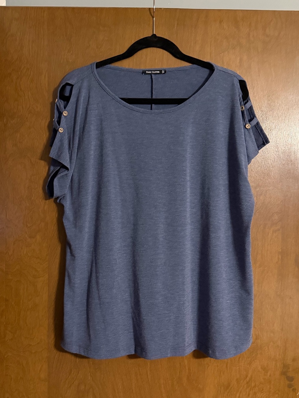 Pink Clover Blue Cold-Shoulder Short Sleeve Tee with Button Accents